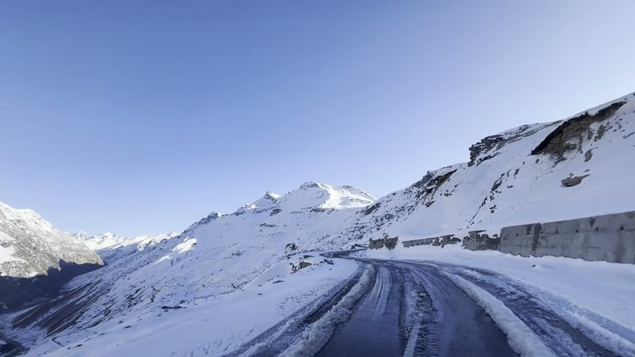 Manali — Take the scenic way.