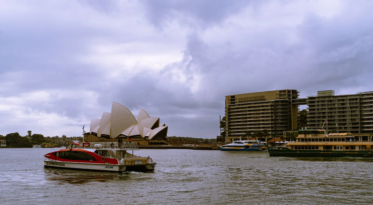 Australia — Make room for wonder.